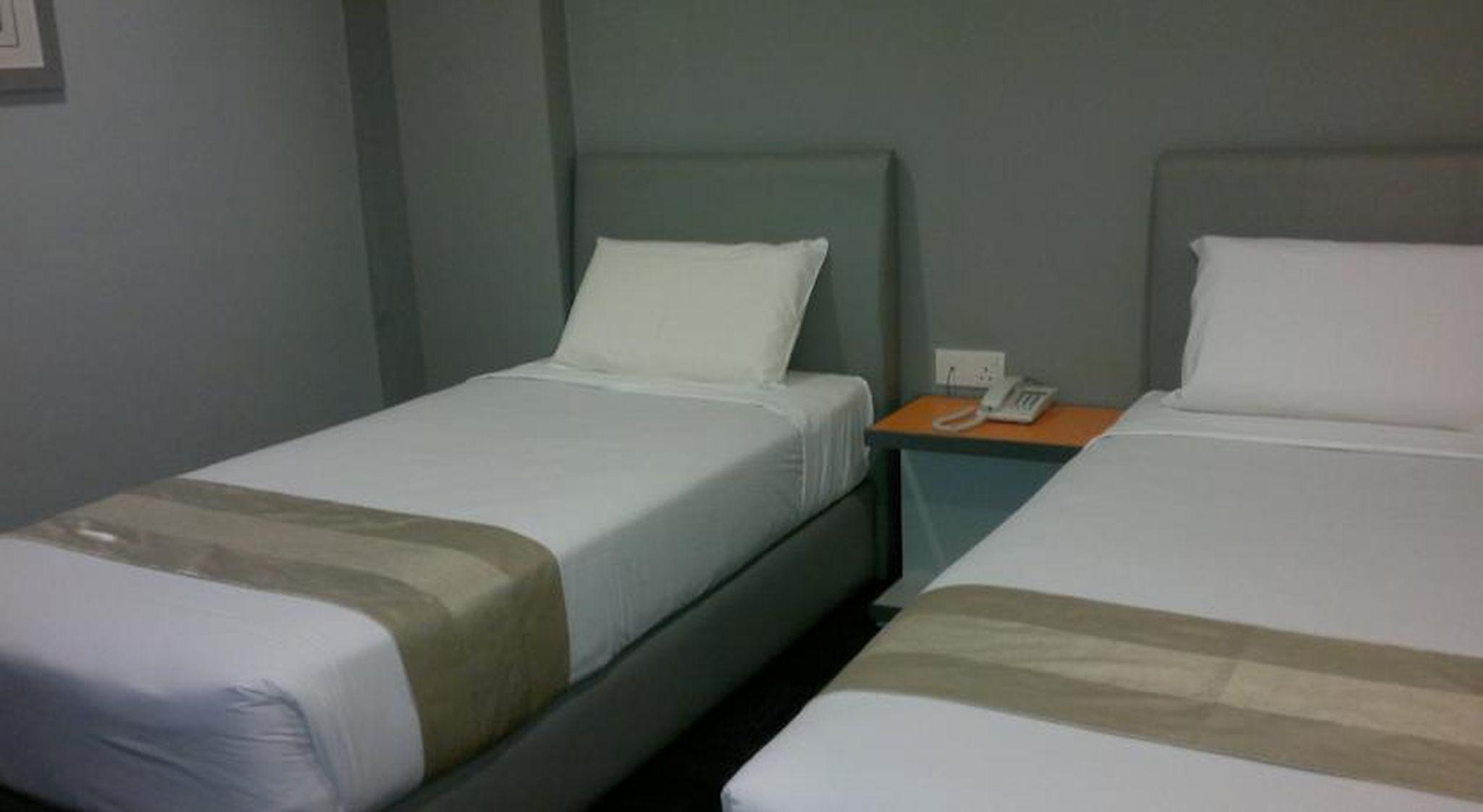 Swing & Pillows - Kl Sg Besi Formerly Known As U Pac Hotel Kuala Lumpur Esterno foto