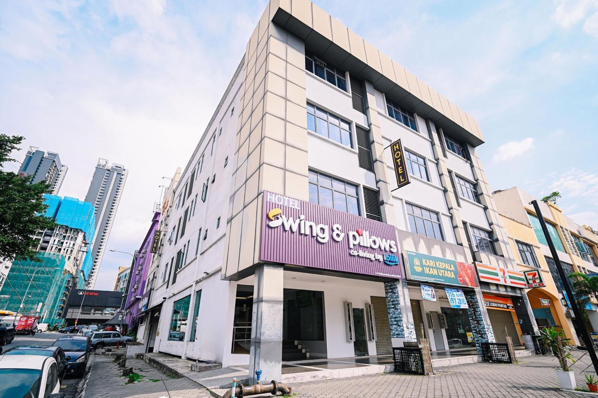 Swing & Pillows - Kl Sg Besi Formerly Known As U Pac Hotel Kuala Lumpur Esterno foto
