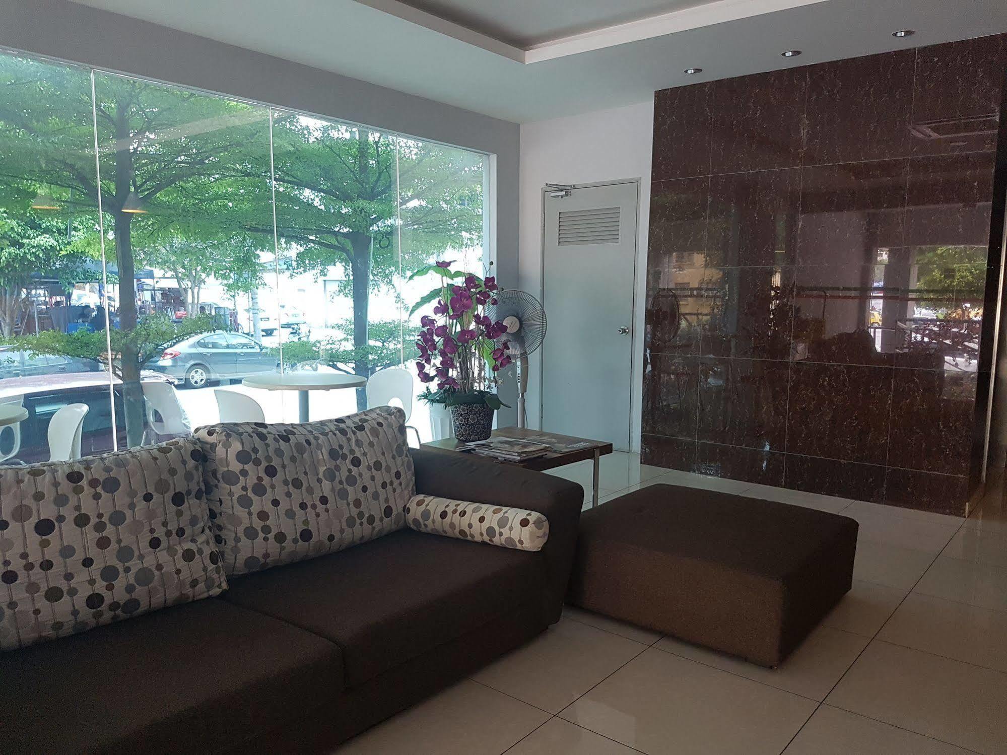 Swing & Pillows - Kl Sg Besi Formerly Known As U Pac Hotel Kuala Lumpur Esterno foto